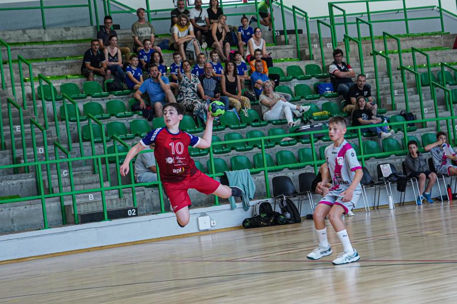 Les Moins de 12 défient les champions régionaux à la H Arena : une journée bien remplie